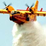 Largage sur un dpart d'incendie route de Vazzio par un CL 215